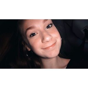 Meet your Posher, Carson